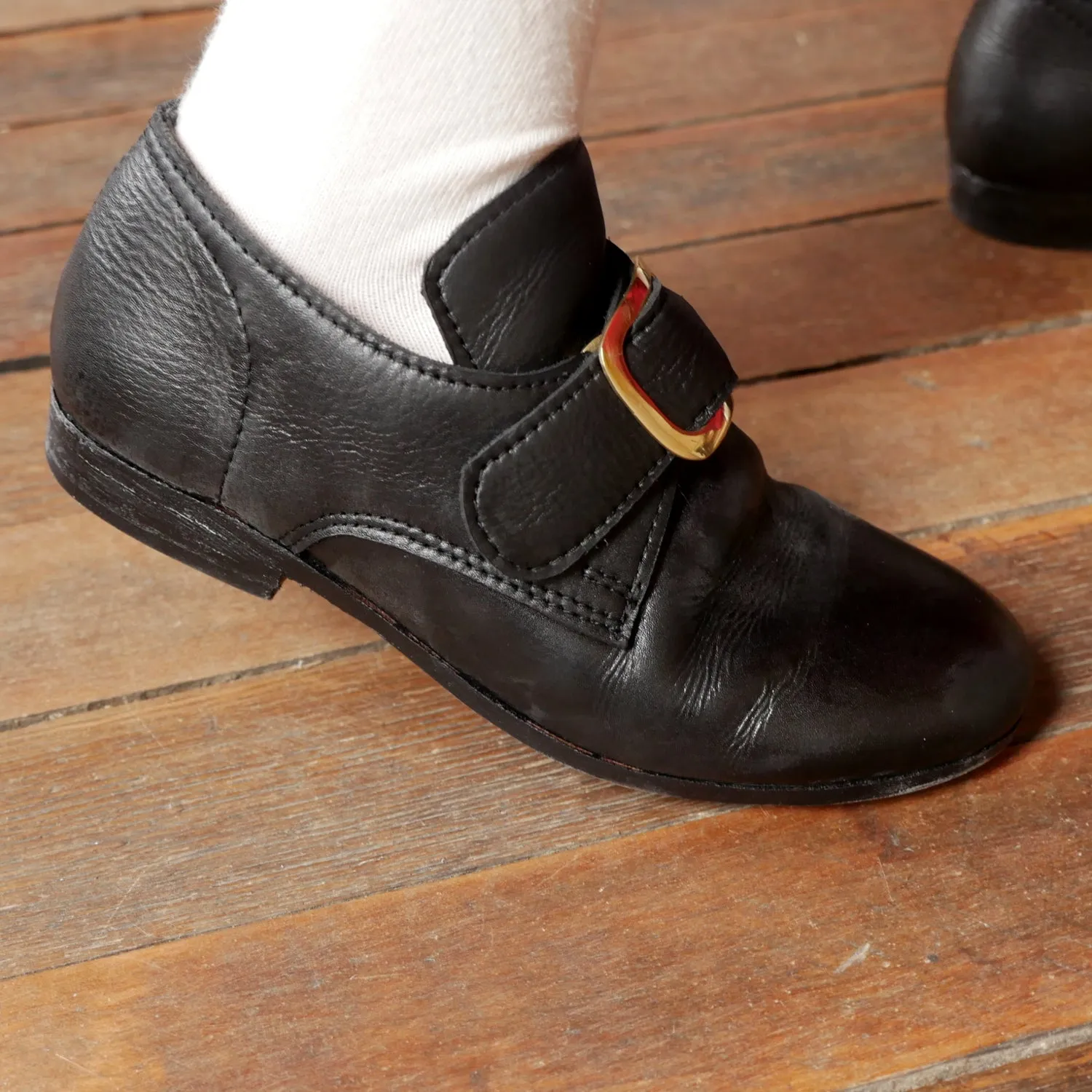 Common Ladies' Buckle Shoes