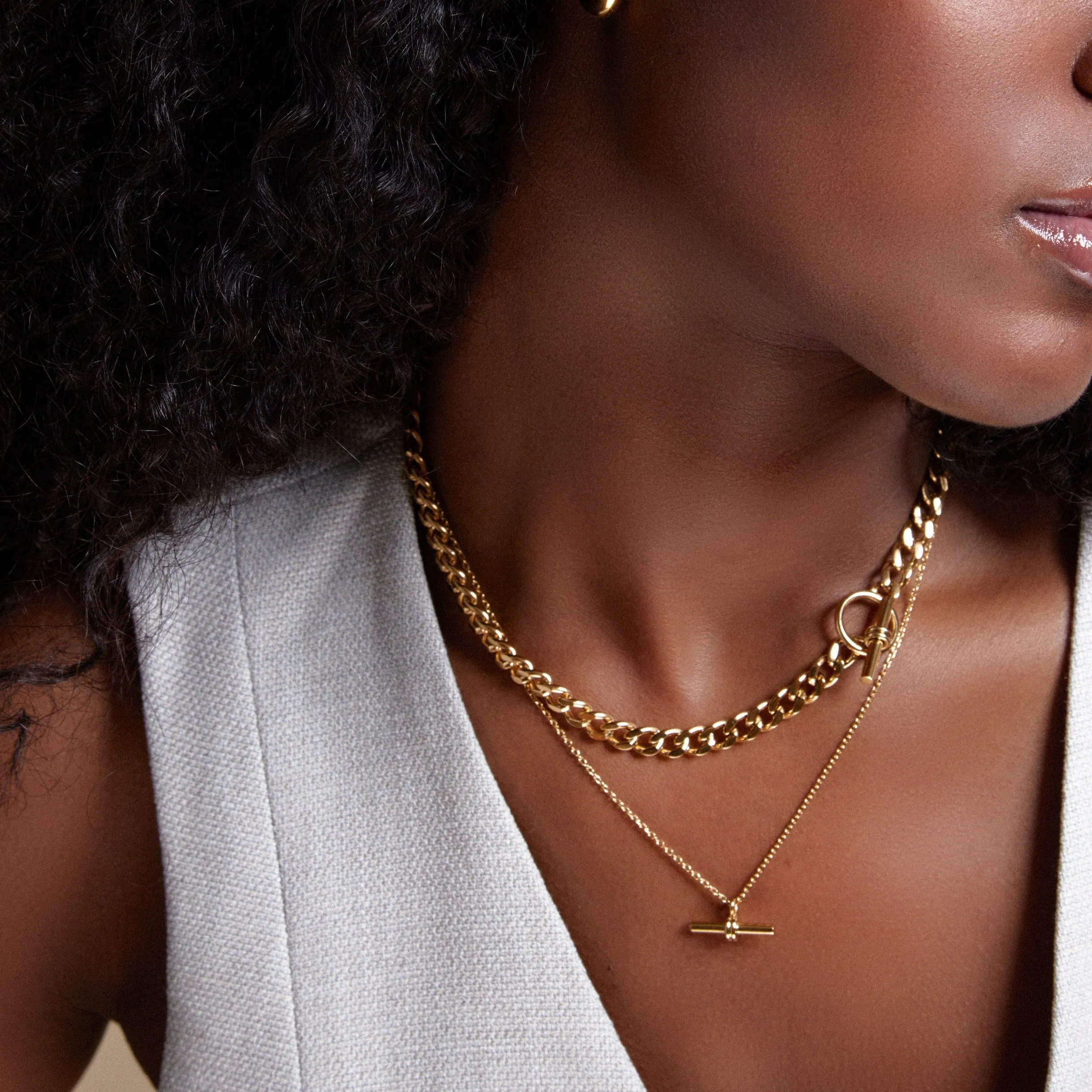 LUXE Flat Curb T-Bar Necklace - Gold